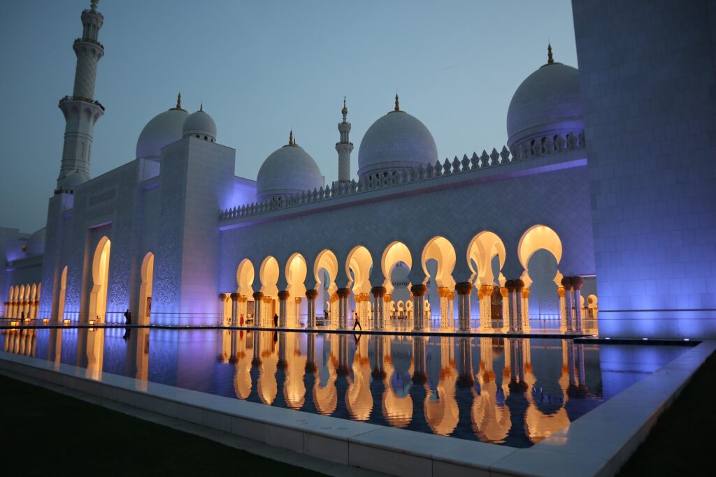 Top 5 Tourist Attractions In Abu Dhabi